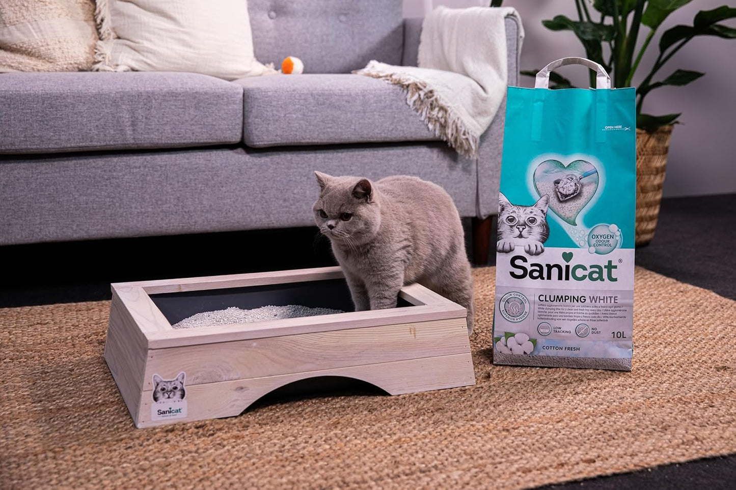 Sanicat Clumping White Cotton Fresh (Scented) 10 L