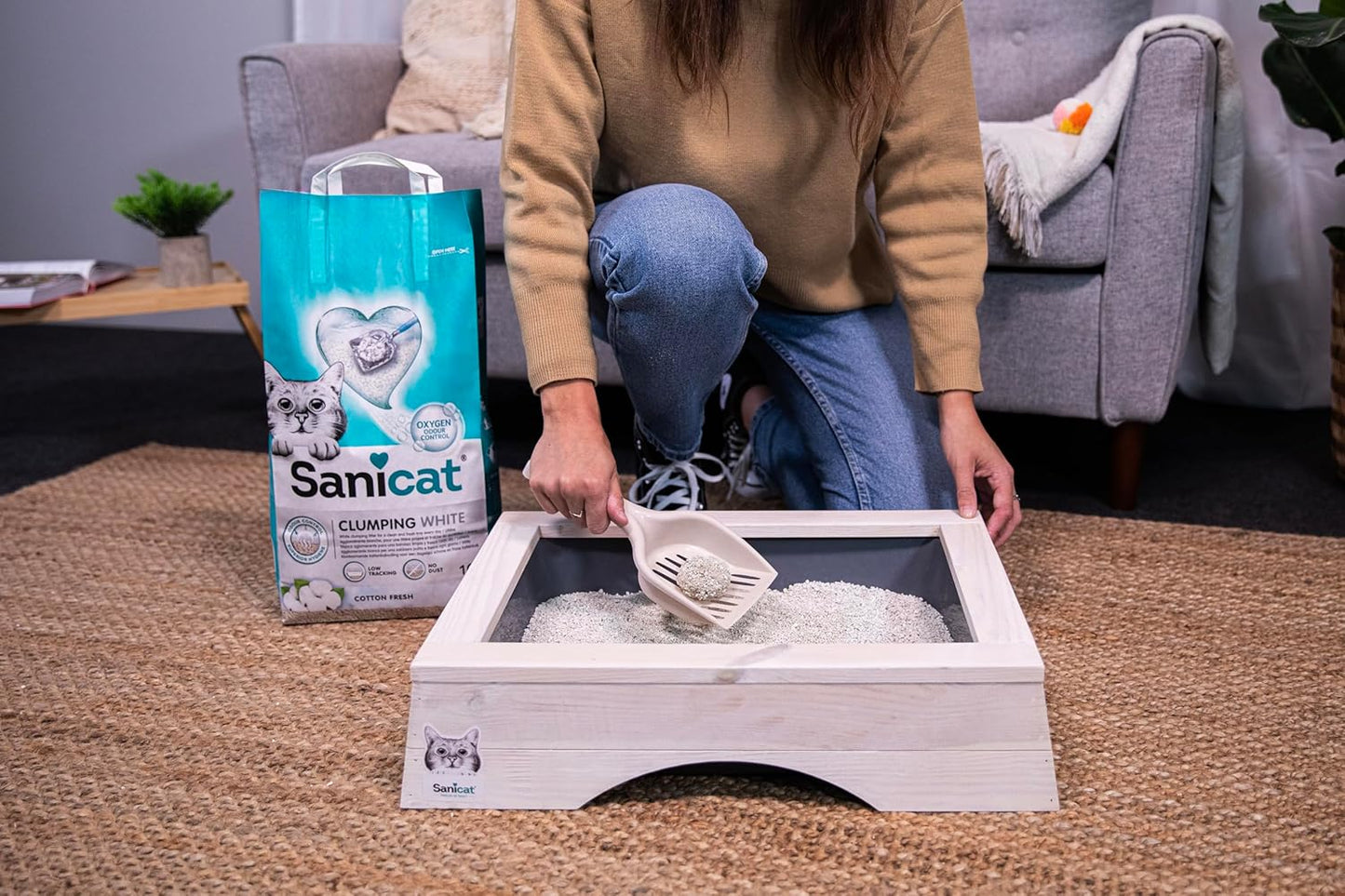 Sanicat Clumping White Cotton Fresh (Scented) 10 L